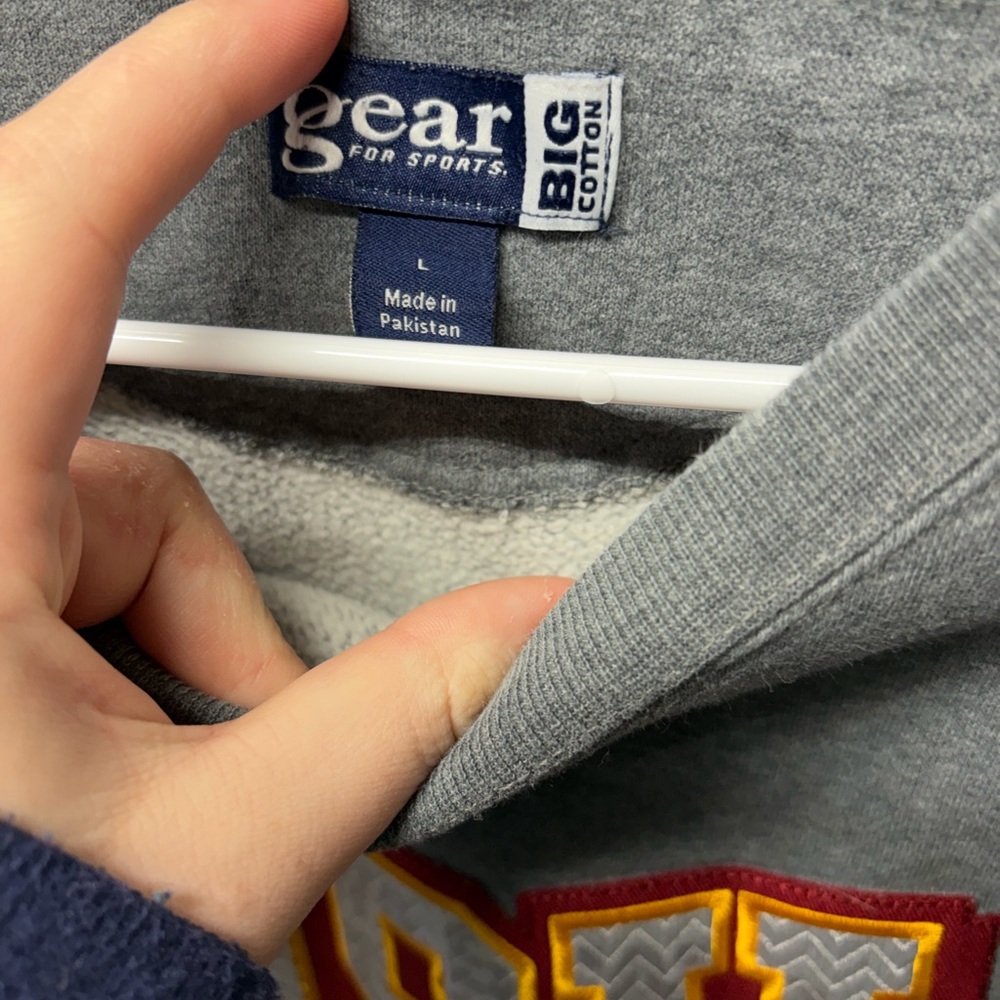 Iowa state crewneck - Picture 4 of 6